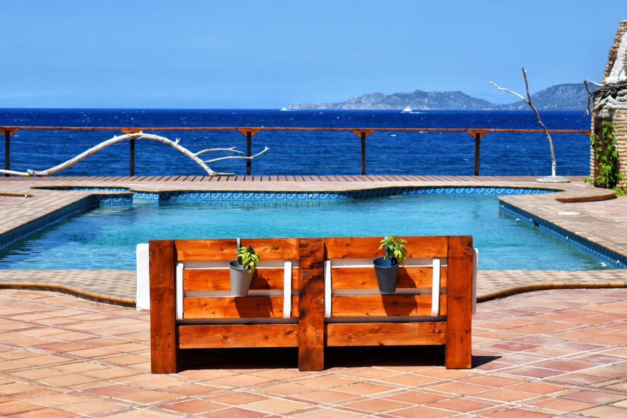 Luxurious Villa By The Sea Posidhonía Eksteriør billede